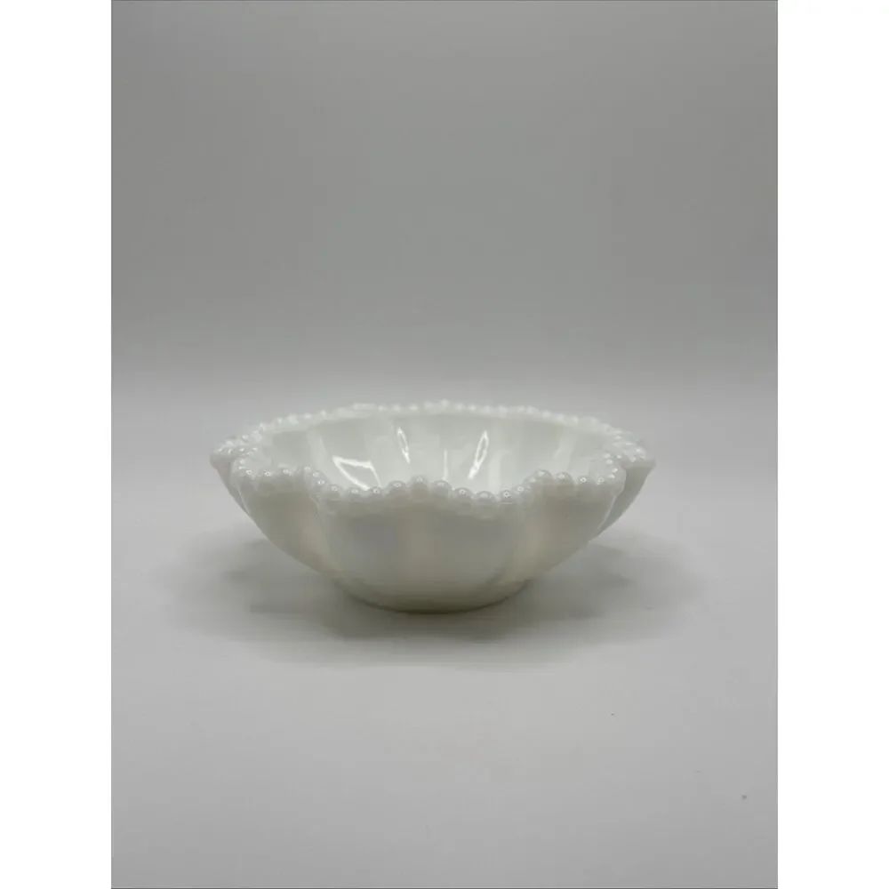Vintage Westmoreland Milk Glass Doric Lace Oval Bowl Bead Ruffle Trinket Dish